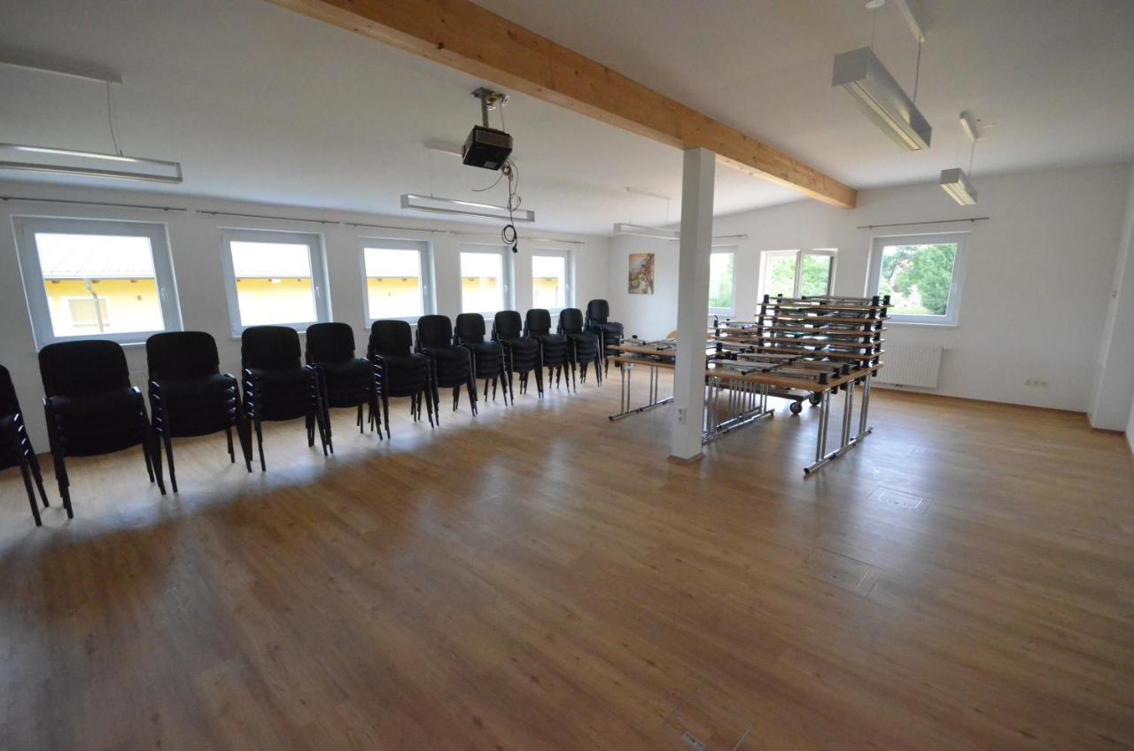 Wartmannstetterhof Hotel Wartmannstetten Buitenkant foto